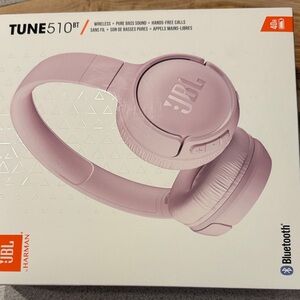 JBL Tune 510BT On-Ear Headphones - Light Pink
